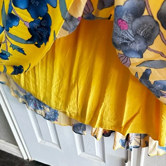 For The Republic - colorful yellow with blue flowers 1X maxi dress - Picture 3 of 6